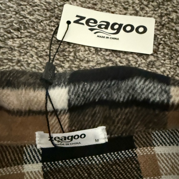 Plaid Button-Up Jacket - Picture 3 of 4